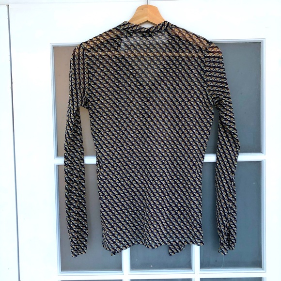 Esprit sheer blouse. - Picture 6 of 7